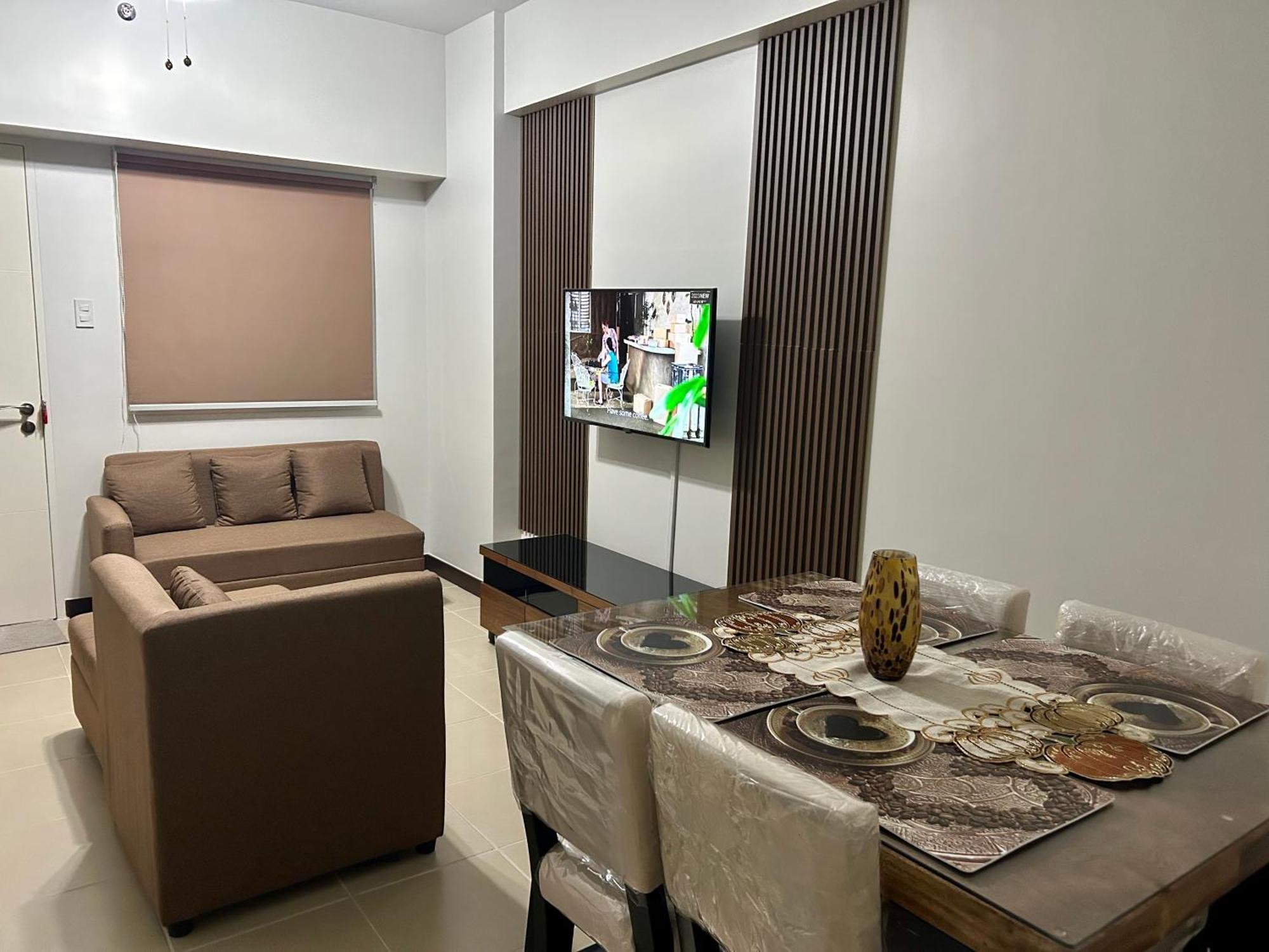 The Atherton Paranaque City Eksteriør bilde