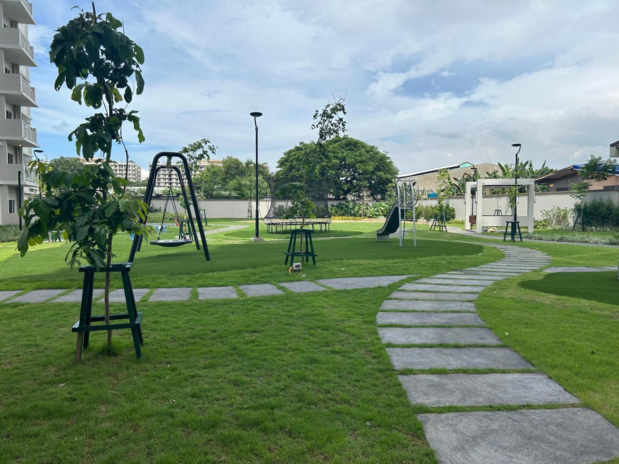The Atherton Paranaque City Eksteriør bilde